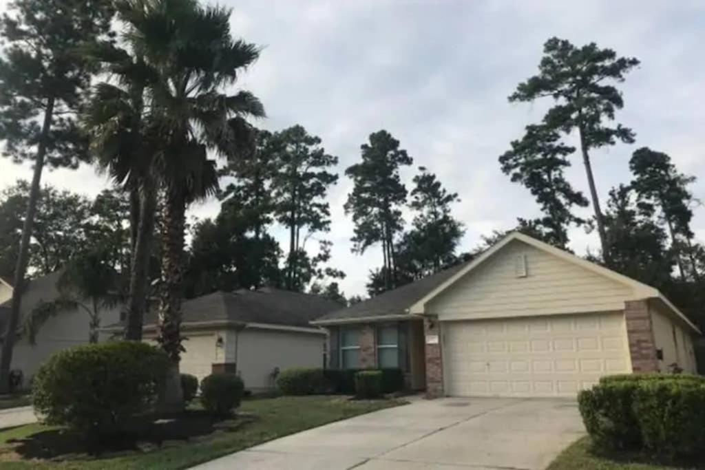 Spacious 3 Bed/ 2 Bathroom House In Conroe, Tx Esterno foto